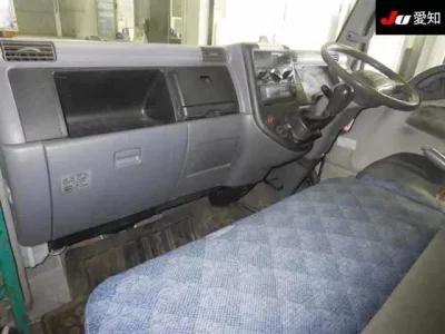 Mitsubishi CANTER  с аукциона в Японии