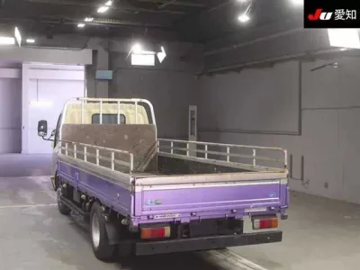 Hino DUTRO  с аукциона в Японии