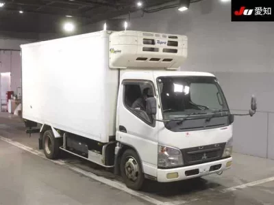 Mitsubishi CANTER  с аукциона в Японии
