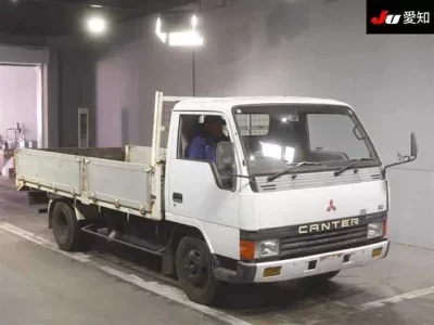 Mitsubishi CANTER  с аукциона в Японии