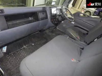 Mitsubishi CANTER  с аукциона в Японии