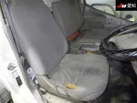 Hino DUTRO лот № 8042 оценка 3  с аукциона в Японии 5