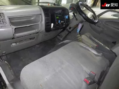 Hino DUTRO  с аукциона в Японии