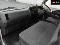 Mitsubishi CANTER лот № 8076 оценка 3.5  с аукциона в Японии 2