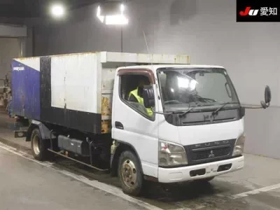 Mitsubishi CANTER  с аукциона в Японии