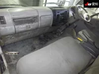 Hino DUTRO лот № 8063 оценка 3.5  с аукциона в Японии 2