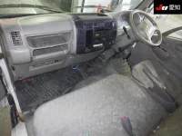 Hino DUTRO лот № 8064 оценка R  с аукциона в Японии 2