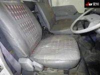 Mitsubishi CANTER лот № 8091 оценка 3.5  с аукциона в Японии 5