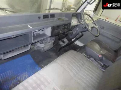 Mitsubishi CANTER  с аукциона в Японии
