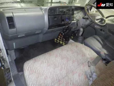 Mitsubishi CANTER  с аукциона в Японии