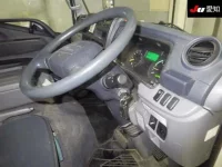 Mitsubishi CANTER лот № 8095 оценка 3.5  с аукциона в Японии 3