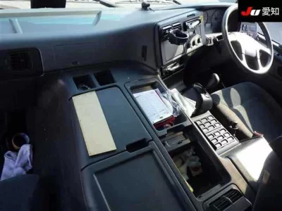 Mitsubishi SUPER GREAT  с аукциона в Японии