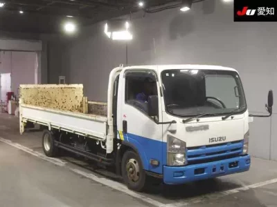 Isuzu ELF  с аукциона в Японии