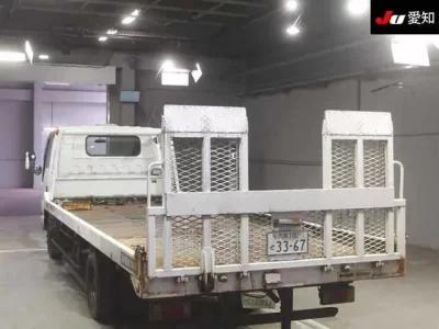Isuzu ELF  с аукциона в Японии