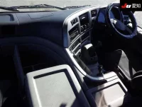 Nissan QUON лот № 8517 оценка 3.5  с аукциона в Японии 2