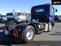 Nissan QUON лот № 8517 оценка 3.5  с аукциона в Японии 1