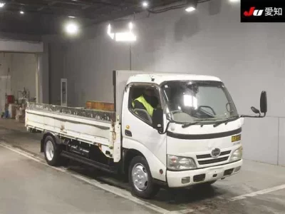 Hino DUTRO  с аукциона в Японии