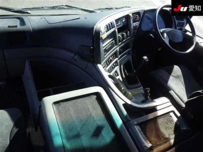 Nissan QUON  с аукциона в Японии