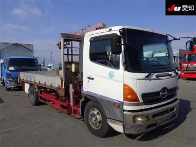 Hino TRUCK
