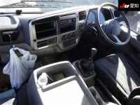 Nissan CONDOR лот № 8572 оценка 3.5  с аукциона в Японии 2