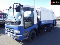 Isuzu FORWARD лот № 8573 оценка 3.5  с аукциона в Японии 3