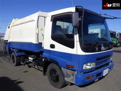 Isuzu FORWARD  с аукциона в Японии