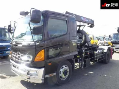 Hino TRUCK