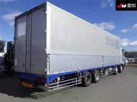 Mitsubishi SUPER GREAT лот № 8615 оценка 3.5  с аукциона в Японии 1