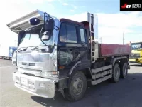 Nissan TRUCK лот № 8630 оценка 3.5  с аукциона в Японии 3