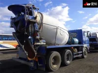 Mitsubishi SUPER GREAT лот № 8625 оценка 3  с аукциона в Японии 1