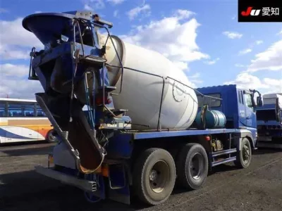 Mitsubishi SUPER GREAT  с аукциона в Японии