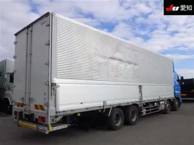 Hino PROFIA  с аукциона в Японии