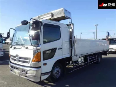 Hino TRUCK
