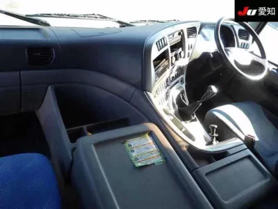 Nissan TRUCK  с аукциона в Японии