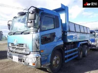 Nissan QUON лот № 8687 оценка R  с аукциона в Японии 3