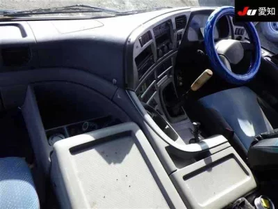 Nissan QUON  с аукциона в Японии