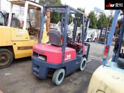 Nissan FORKLIFT