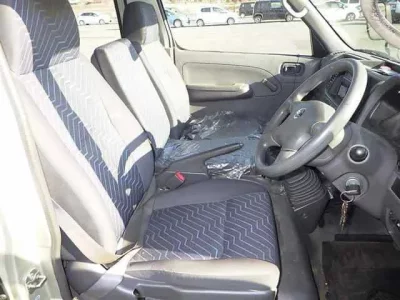 Nissan CARAVAN VAN  с аукциона в Японии