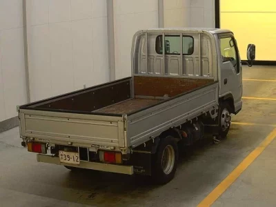 Isuzu ELF  с аукциона в Японии
