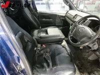 Toyota HIACE VAN лот № 6 оценка R  с аукциона в Японии 4