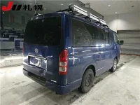 Toyota HIACE VAN лот № 6 оценка R  с аукциона в Японии 1