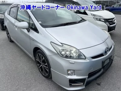 Toyota PRIUS  с аукциона в Японии