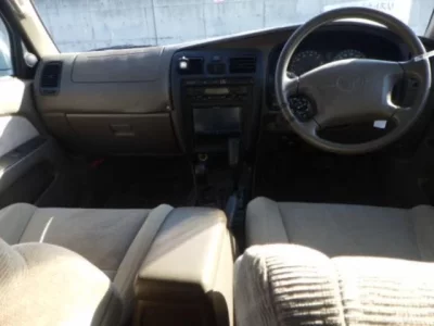 Toyota HILUX SURF  с аукциона в Японии