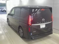 Nissan SERENA лот № 1 оценка 4.5  с аукциона в Японии 1