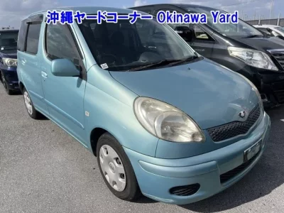 Toyota FUNCARGO  с аукциона в Японии
