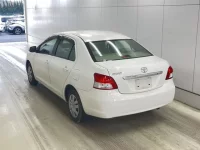 Toyota BELTA лот № 1010 оценка 3.5  с аукциона в Японии 1