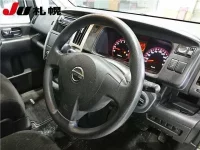 Nissan SERENA лот № 23 оценка R  с аукциона в Японии 2