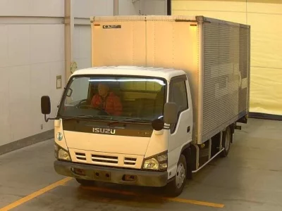 Isuzu ELF  с аукциона в Японии