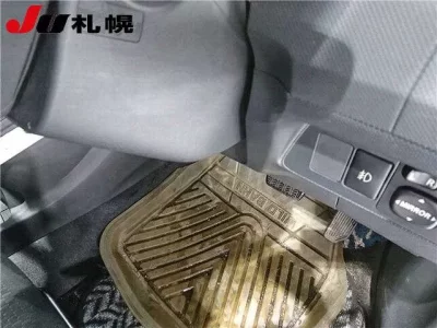 Toyota AURIS  с аукциона в Японии