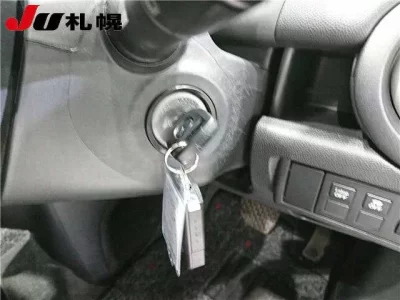 Mazda DEMIO  с аукциона в Японии